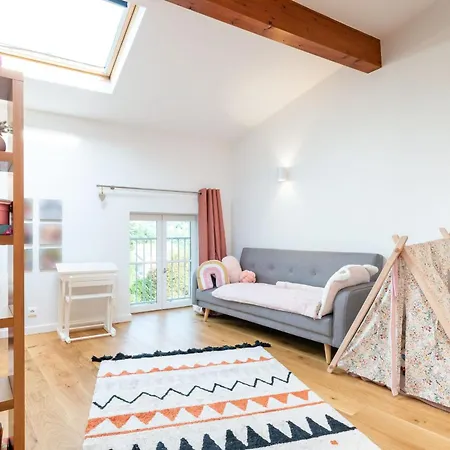 Les Pierres Seches - House With Pool And Open View Near The Village *