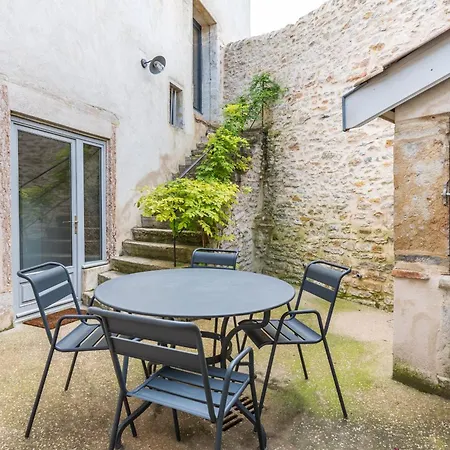 Les Pierres Seches - House With Pool And Open View Near The Village فيلة